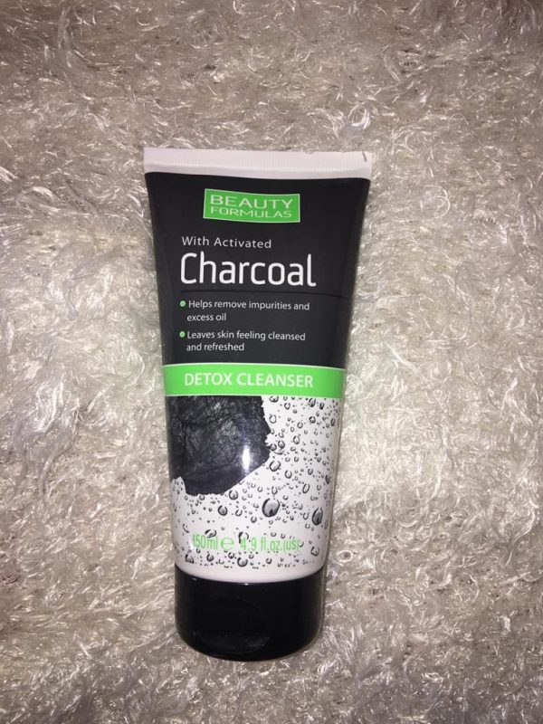 Charcoal Detox Face Wash - Brabeton