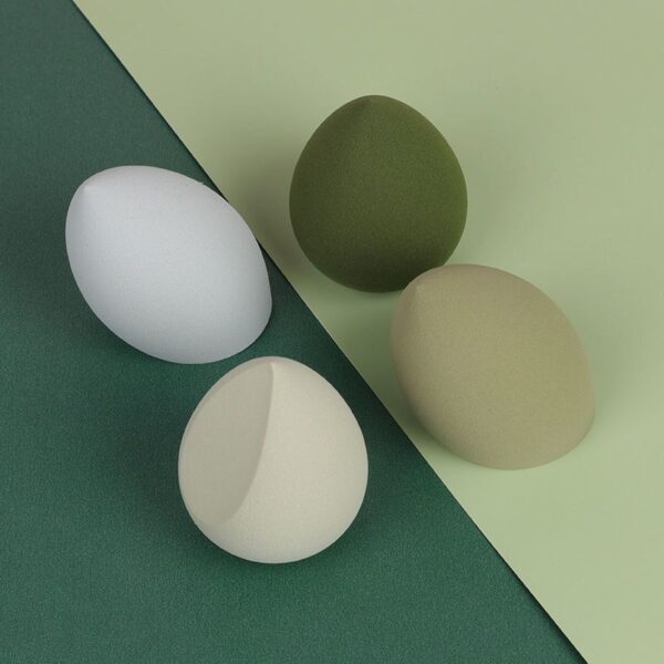 4-Piece Beauty Egg Makeup Blender Set: Cosmetic Puff & Foundation Sponges - Image 4